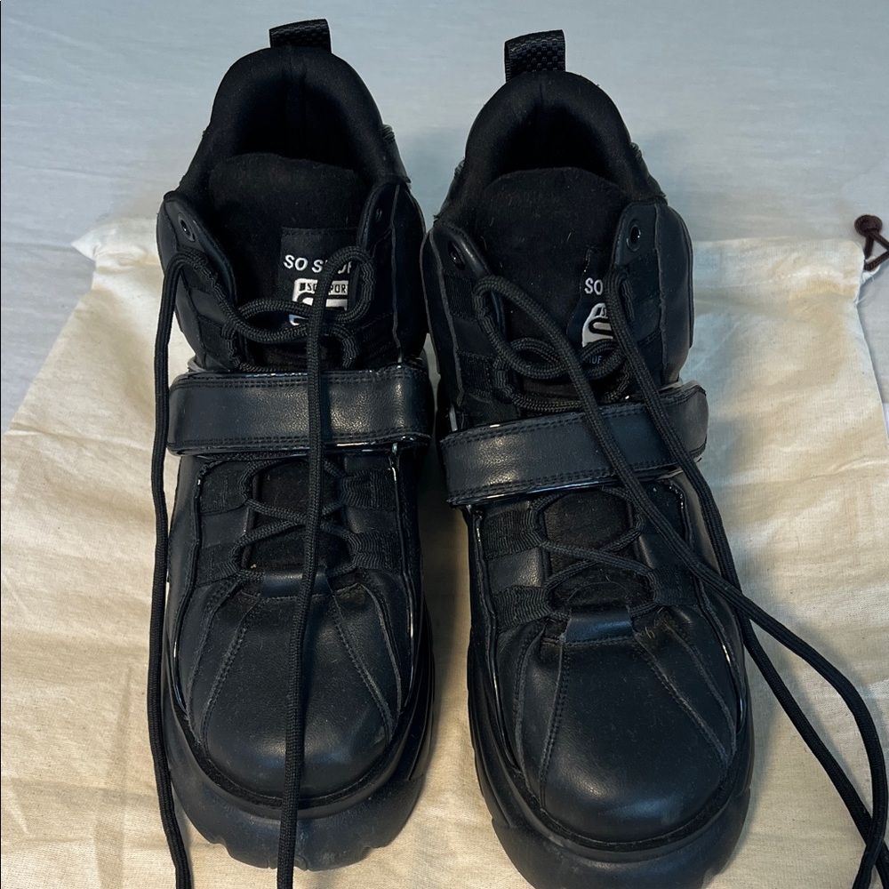 Stylish Black Platform Sneakers